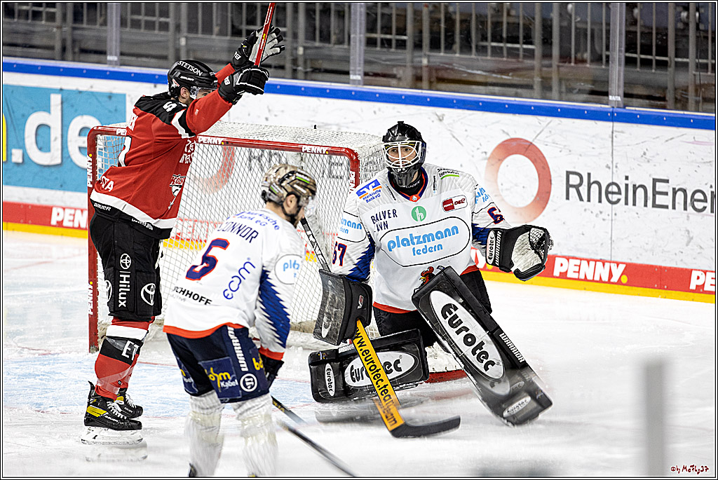 PENNY DEL;  Koelner Haie - Iserlohn Roosters; Koeln, 20.02.2022